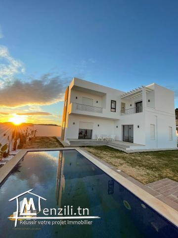 superbe villa est très haut standing