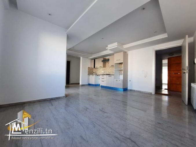 un appartement S+2 de haut standing en plein centre ville Hammamet.