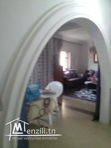 Bel appartement à vendre el mourouj 5