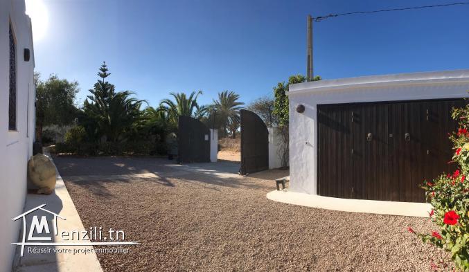 SUPERBE VILLA À TEZDAINE