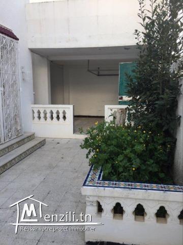 A vendre une villa à Hedi Chaker Bardo
