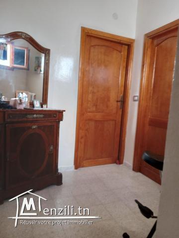 A Vendre un Duplex sis à El Omrane Supérieur