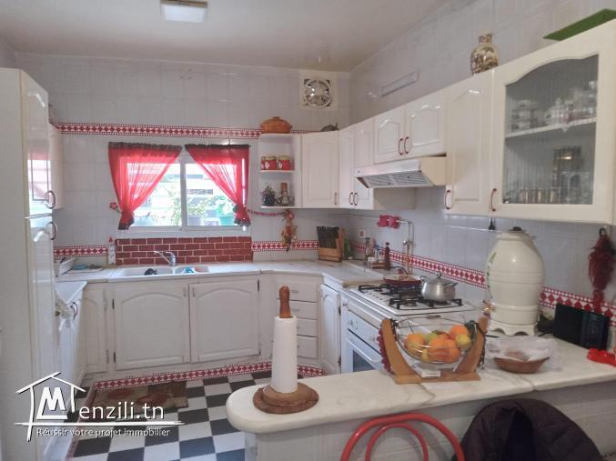 A Vendre un Duplex sis à El Omrane Supérieur