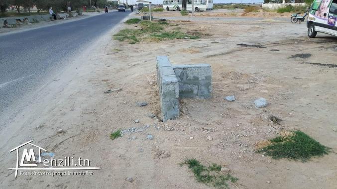 A vendre terrain titré bleu Chenini Gabès