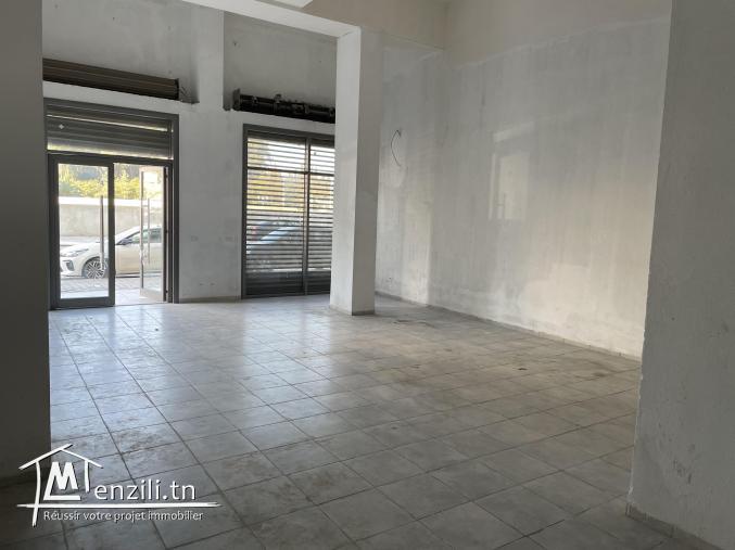 Un local au centre urbain nord