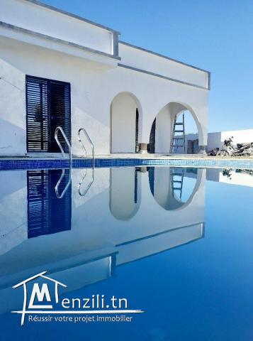Une superbe villa avec piscine en cours de finition clé en main