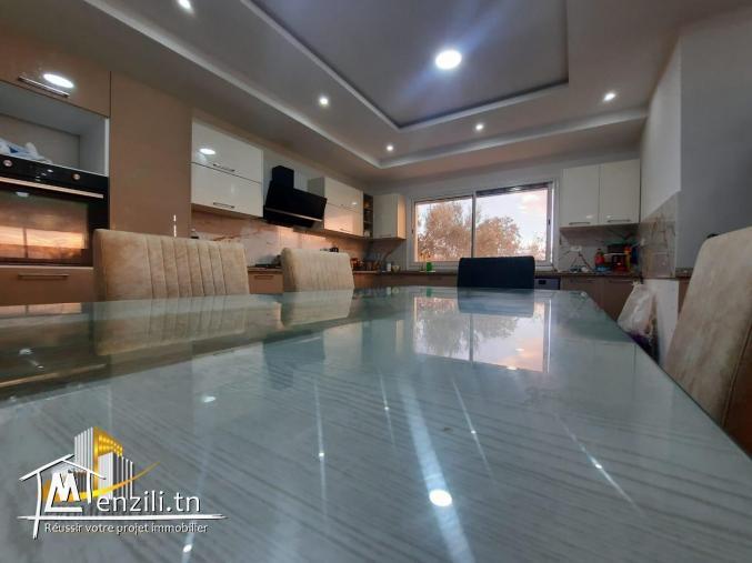 une charmante villa neuve de Haut standing située à la compagne de Hammamet