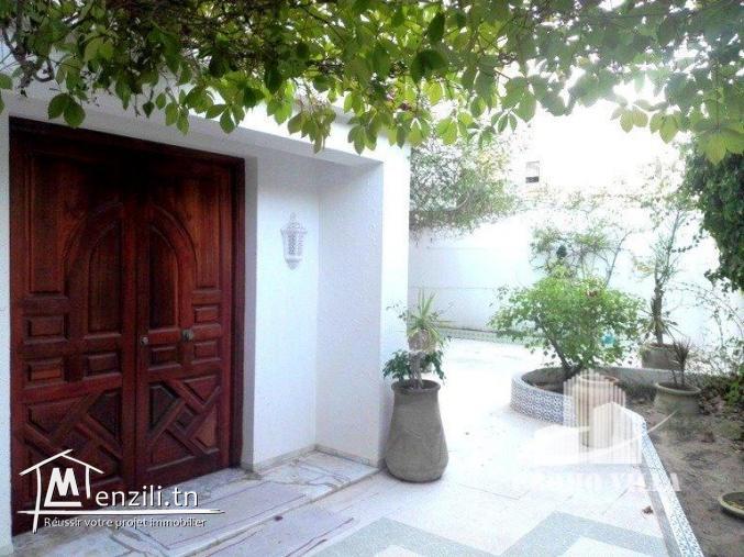une très belle villa se trouve à l FAH Hammamet