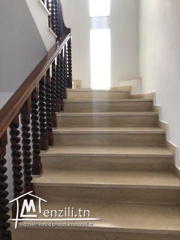 Une belle villa située à El Menzah 9