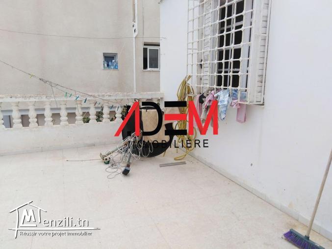 Spacieux étage de villa S2 bien situé et avec abri voiture