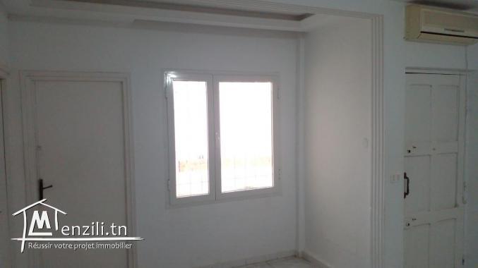 maison à vendre composée de deux étages a El kabaria 