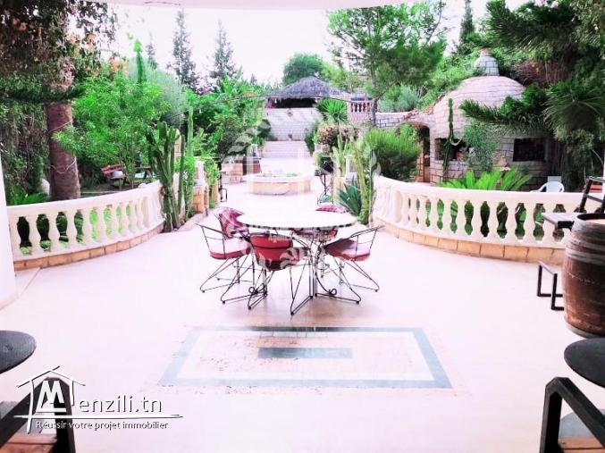   une merveilleuse villa s+4 Hammamet nord