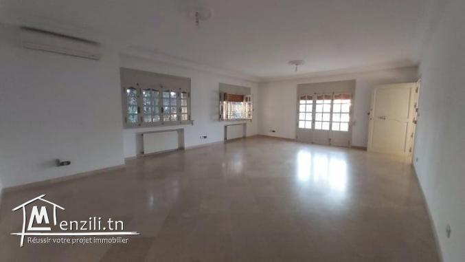 Etage de Villa a la Marsa Cité el Wiffak