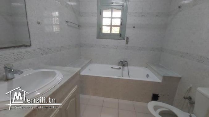 Etage de Villa a la Marsa Cité el Wiffak