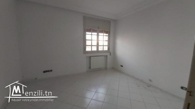 Etage de Villa a la Marsa Cité el Wiffak