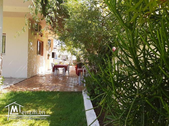 Restaurant équipé + 2 Etages habitable