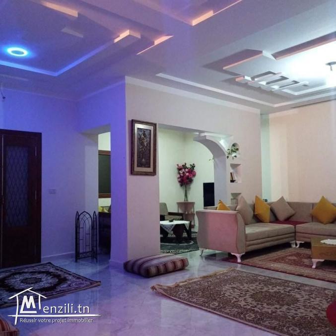 Restaurant équipé + 2 Etages habitable