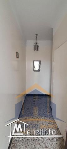 vente un vaste Appartement