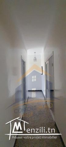 vente un vaste Appartement