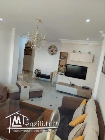 appartement (S+3) dans une résidence de 4 étages situe au 1er étage