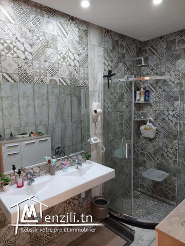 appartement (S+3) dans une résidence de 4 étages situe au 1er étage