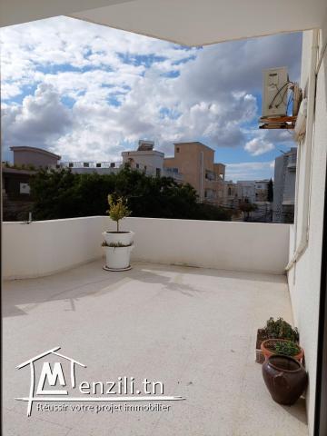 appartement (S+3) dans une résidence de 4 étages situe au 1er étage