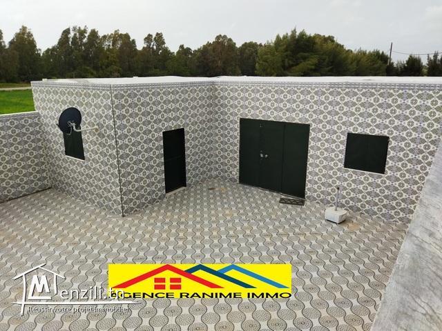 Ferme de 1 hect et 5500m2 a el haouaria cap bon