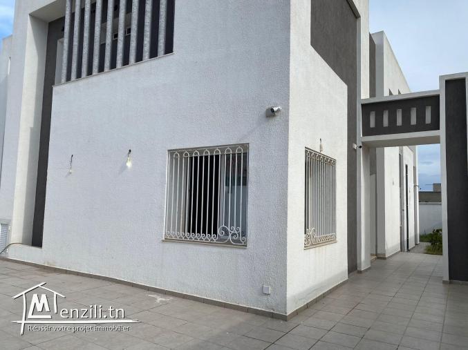 Villa de luxe à vendre à Mahdia