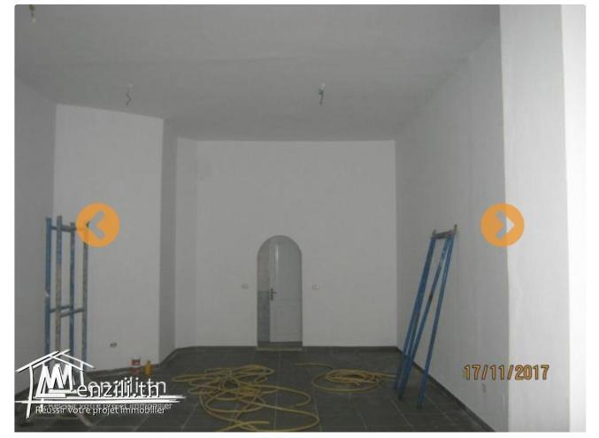 Grand local à louer pour tout commerce, banque, agence télécommunication ou autre