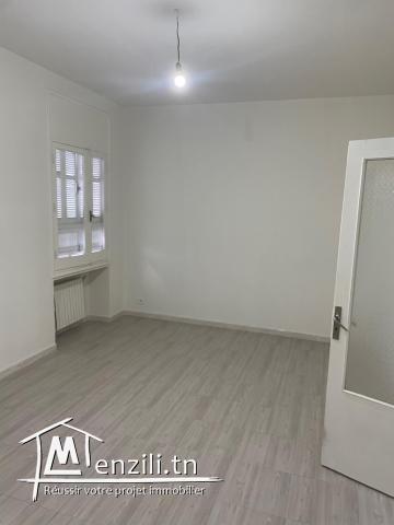 A louer appartement S2 à usage professionnel