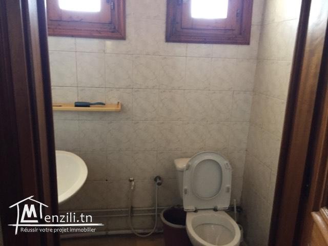 A vendre Une coquette immeuble à sidi hassine