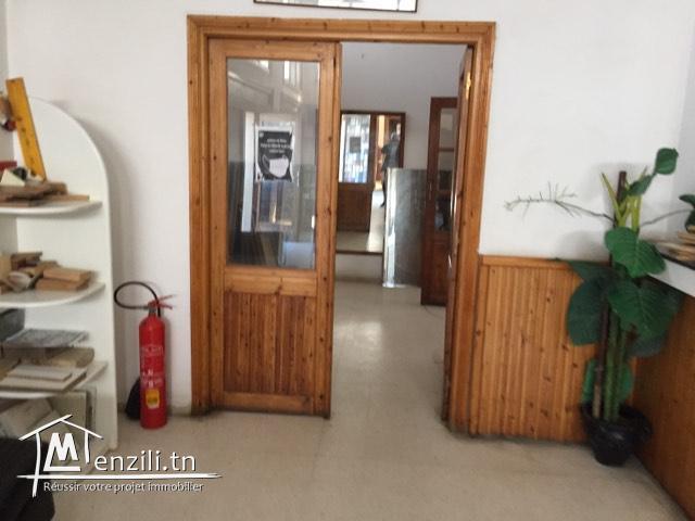 A vendre Une coquette immeuble à sidi hassine