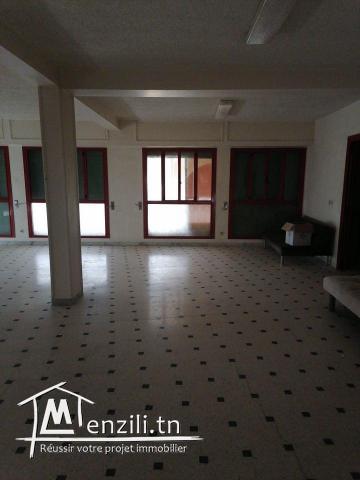 Immeuble bureautique à louer à route Teniour