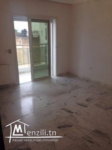 A vendre ou a louer appart HT std S+2 à Bab El KHAHDRA a cote de hotel El MECHTEL
