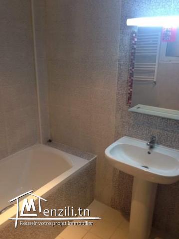 A vendre ou a louer appart HT std S+2 à Bab El KHAHDRA a cote de hotel El MECHTEL