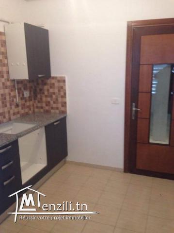 A vendre ou a louer appart HT std S+2 à Bab El KHAHDRA a cote de hotel El MECHTEL