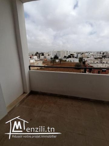 Appartement s+4 à vendre