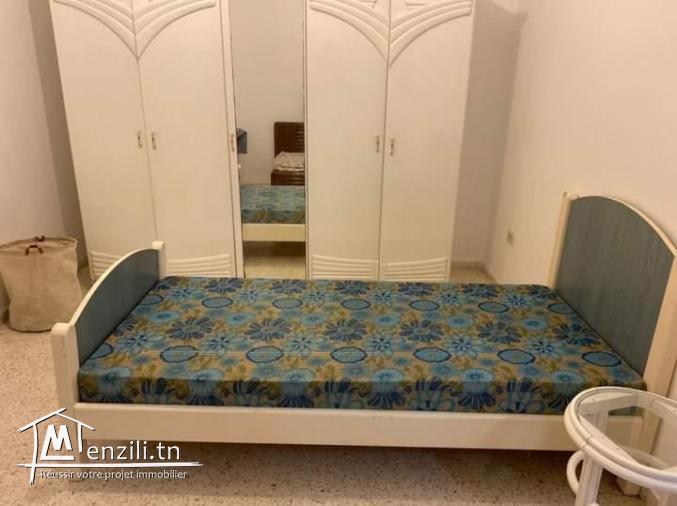 Chambre indiv meublé pour filles