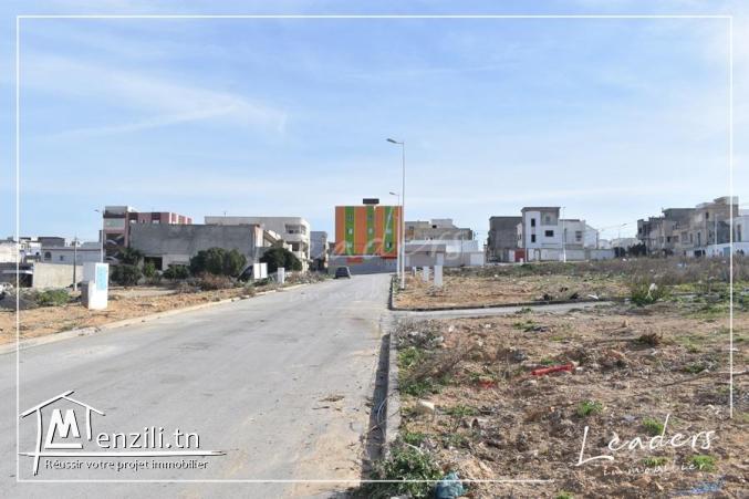 un terrain viabilisé situé à jardin d’El menzah 2. / 27246333
