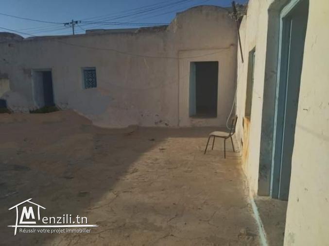دار عربي في الهوارية مساحتها الجملية 3500م2