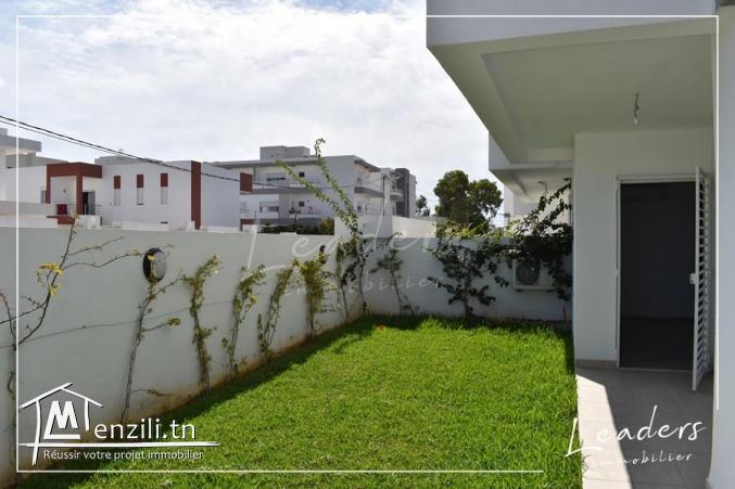 un appartement s+2 haut standing  La  Soukra / 27246333