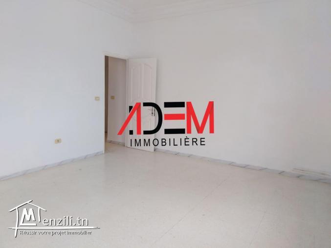 Spacieux étage de villa de 200m² bien situé à Sahlou