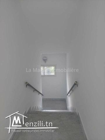 A Louer villa s6 avec piscine et jardin, Cité les Pins, Marsa