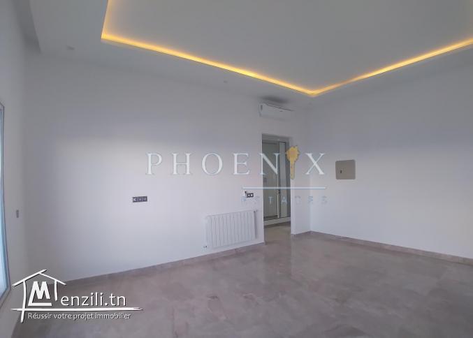 ETAGE DE VILLA VUE DEGAGEE AU LAC 2