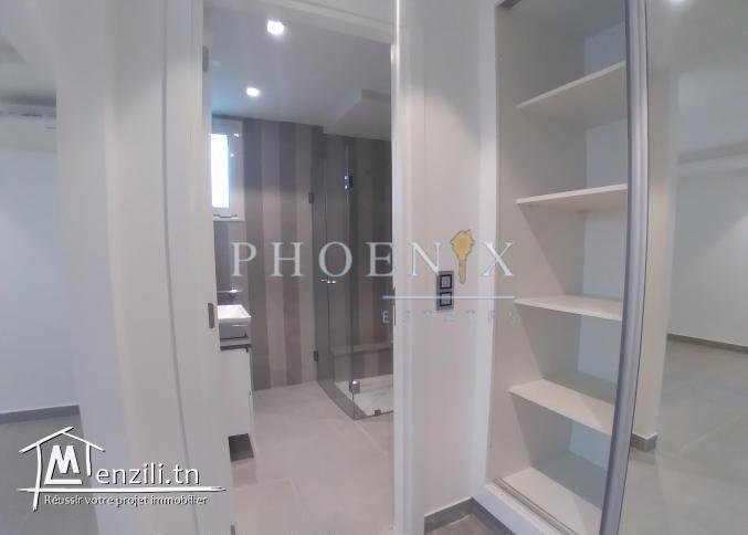 ETAGE DE VILLA VUE DEGAGEE AU LAC 2