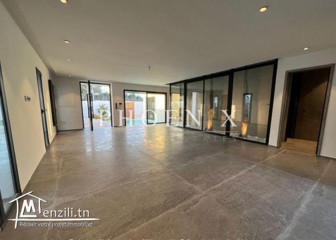 VILLA NEUVE AVEC PISCINE A LA SOUKRA