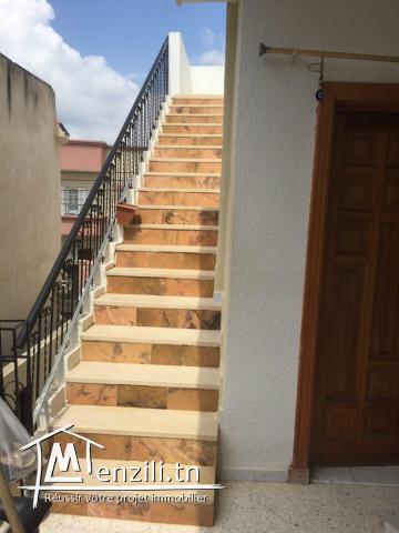 A vendre maison fait coin