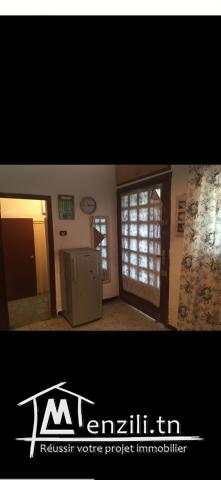 Studio richement meublé