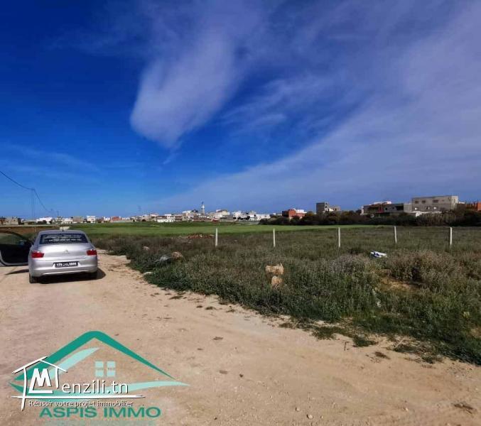 VT715:Terrain d’habitation 302 m²  à cité el bostene Kelibia