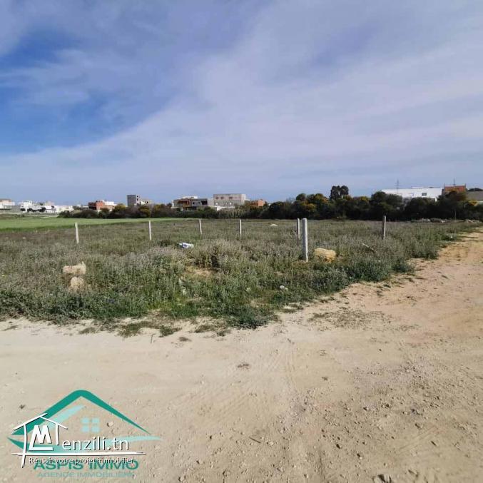 VT715:Terrain d’habitation 302 m²  à cité el bostene Kelibia